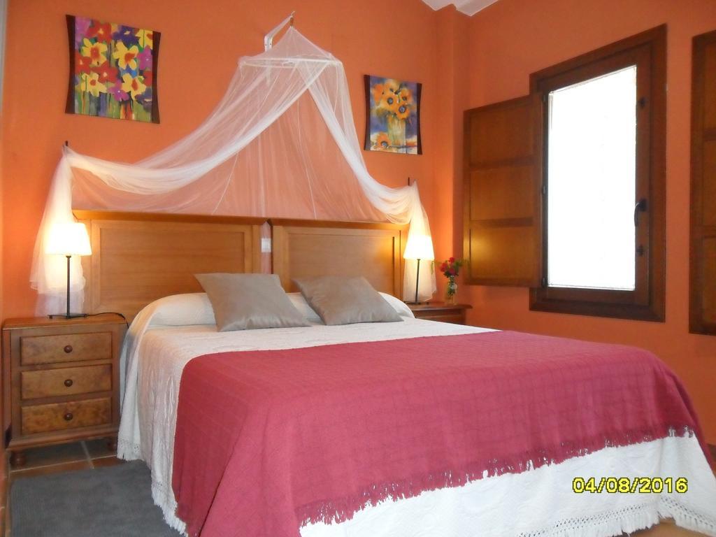 Hotel Apartamento Rural Finca La Media Legua Aracena Esterno foto