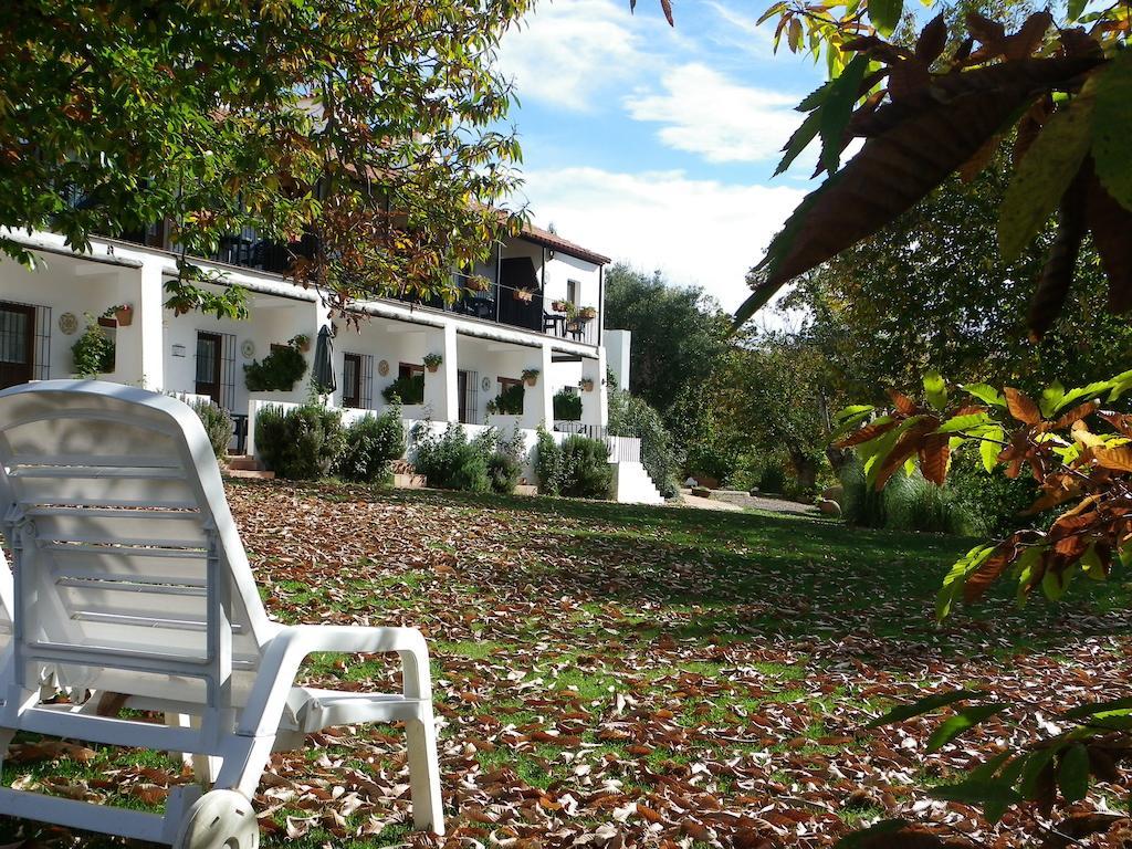 Hotel Apartamento Rural Finca La Media Legua Aracena Esterno foto